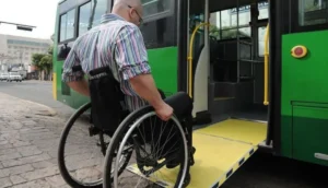 Nación recortó compensaciones por pasajes gratuitos para personas con discapacidad