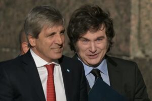 Milei y Caputo siguen profundizando el ajuste y crece el pesimismo entre los empresarios