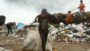 El crecimiento de la pobreza empieza a reflejarse en las estadísticas