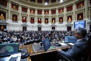 El oficialismo retrocede y busca un plan B por el MegaDNU